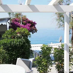 https://appartamenti-la-spiaggetta.hotelitalianriviera.com